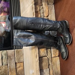 Arizona knee high boots. Size 9